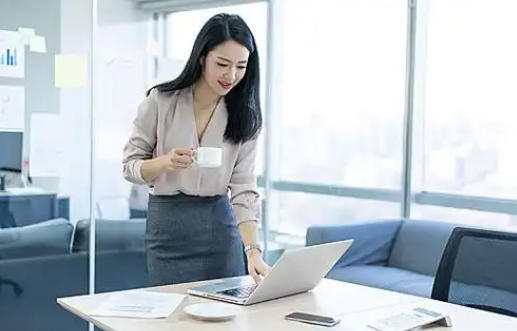 山东白马物流运输有限公司轮播图3